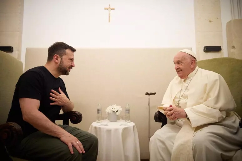 Tổng thống Ukraine Zelensky sẽ tới Rome dự lễ tang Giáo hoàng Francis